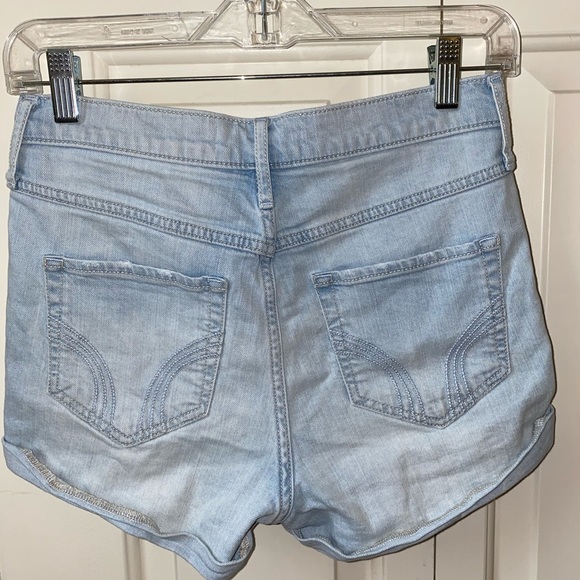 Hollister denim shorts - Picture 2 of 3